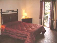 Holiday apartment in Tuscany - rent Appartamento Castello, Grosseto, Tuscany, Italy. Sleeps two to four people.