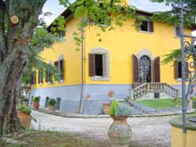 Italian villas - Villa Medicea, a large country home rental in southern Tuscany, Italy