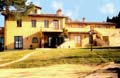 La Vista farmhouse holiday apartments, between Florence and Pisa. Vacation rentals in Tuscany, Italy.