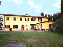 Villa Calcinaia. Tuscan apartment rental set in the Italian countryside a short drive from Florence, Tuscany.