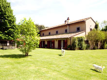 Italy villa rental with swimming pool near Rome